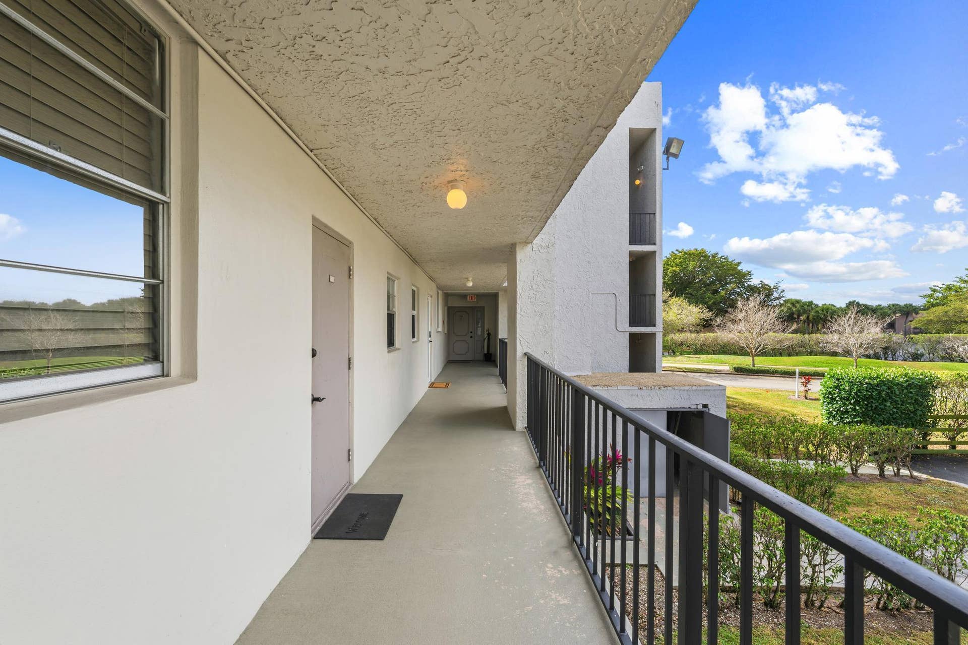 9340 Lagoon Place, #206, Davie, FL 33324 photography-result-22