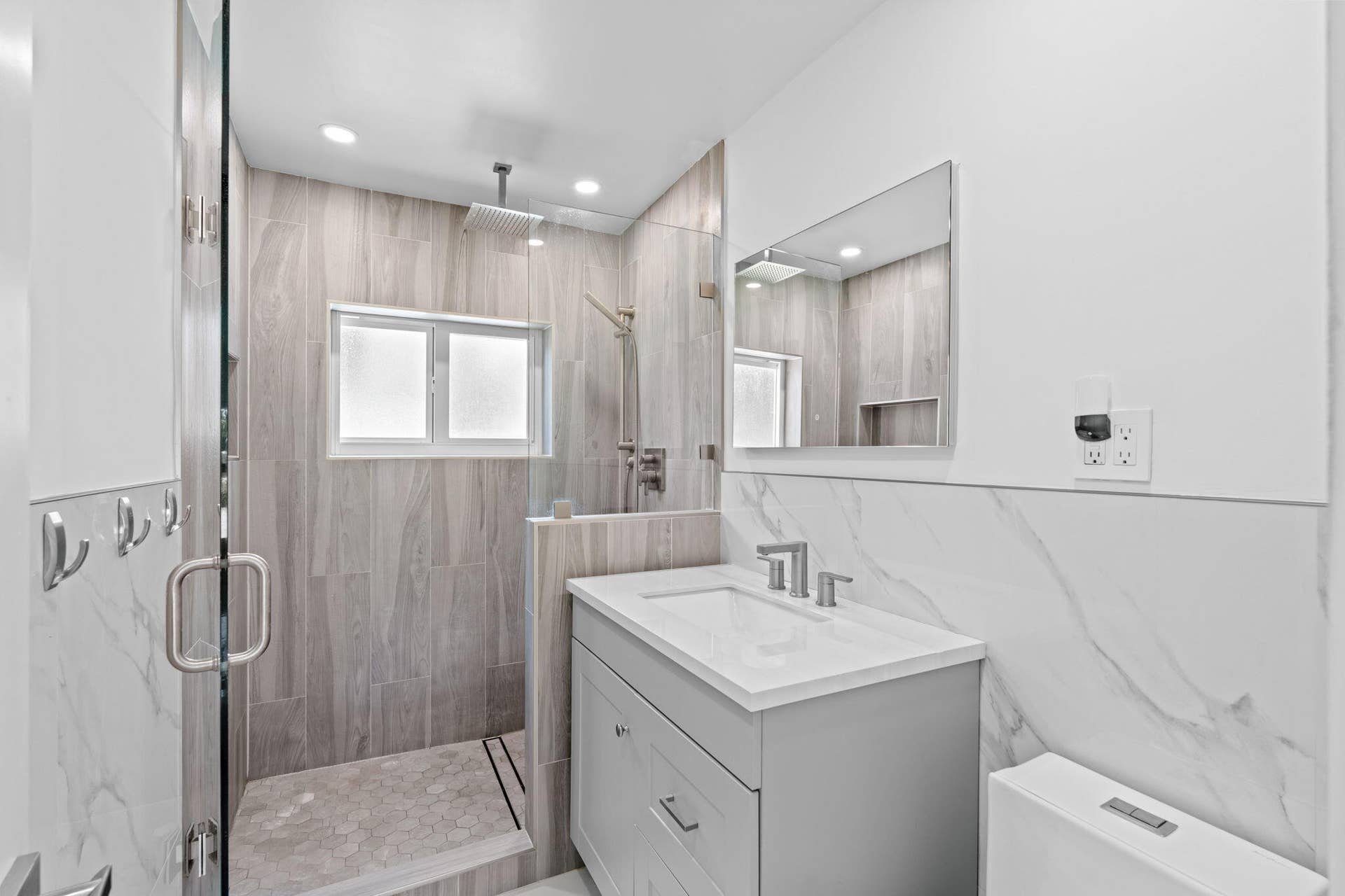 15-web-or-mls-A7408207