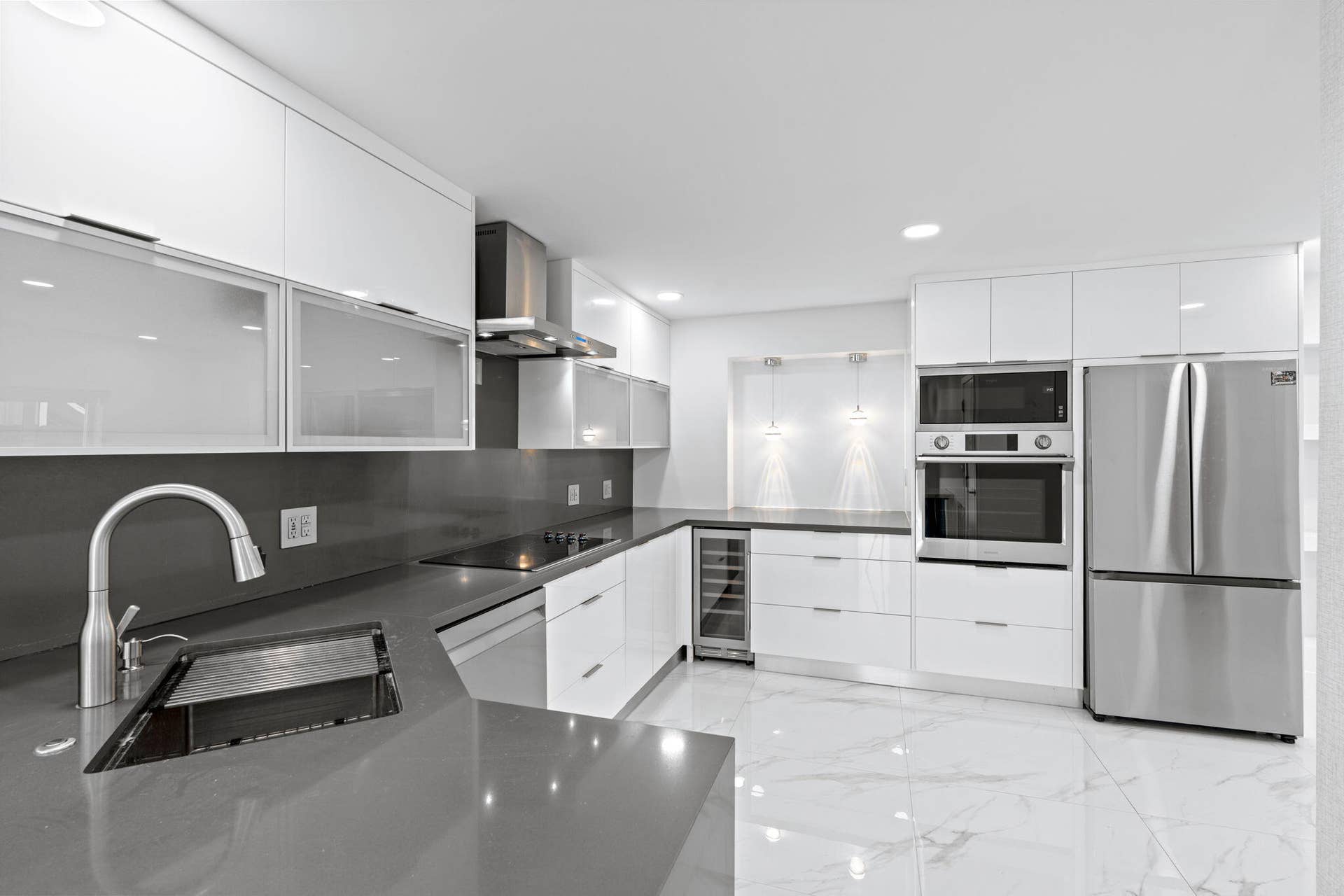 18-web-or-mls-A7408219