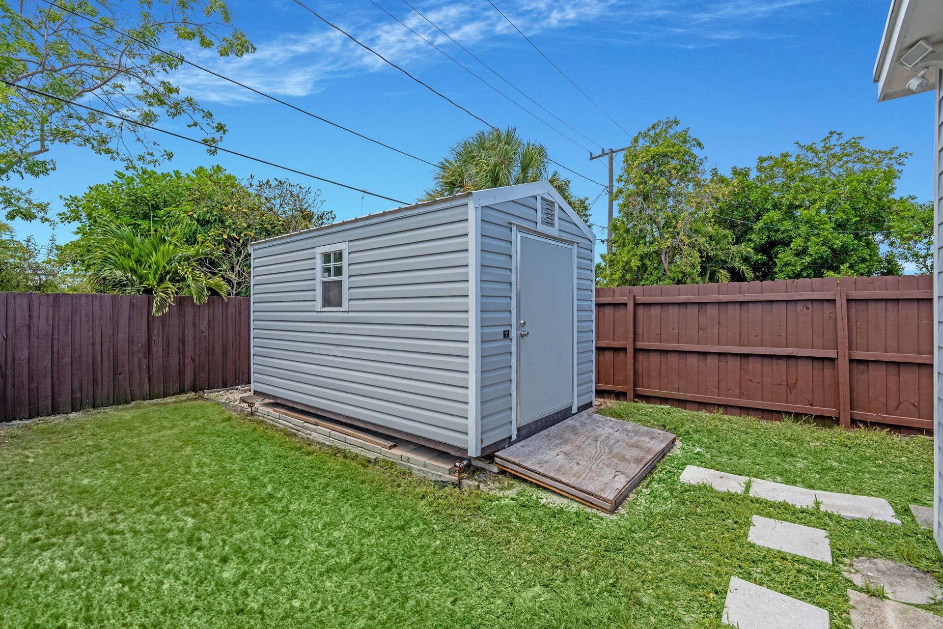 34-web-or-mls-A7408251