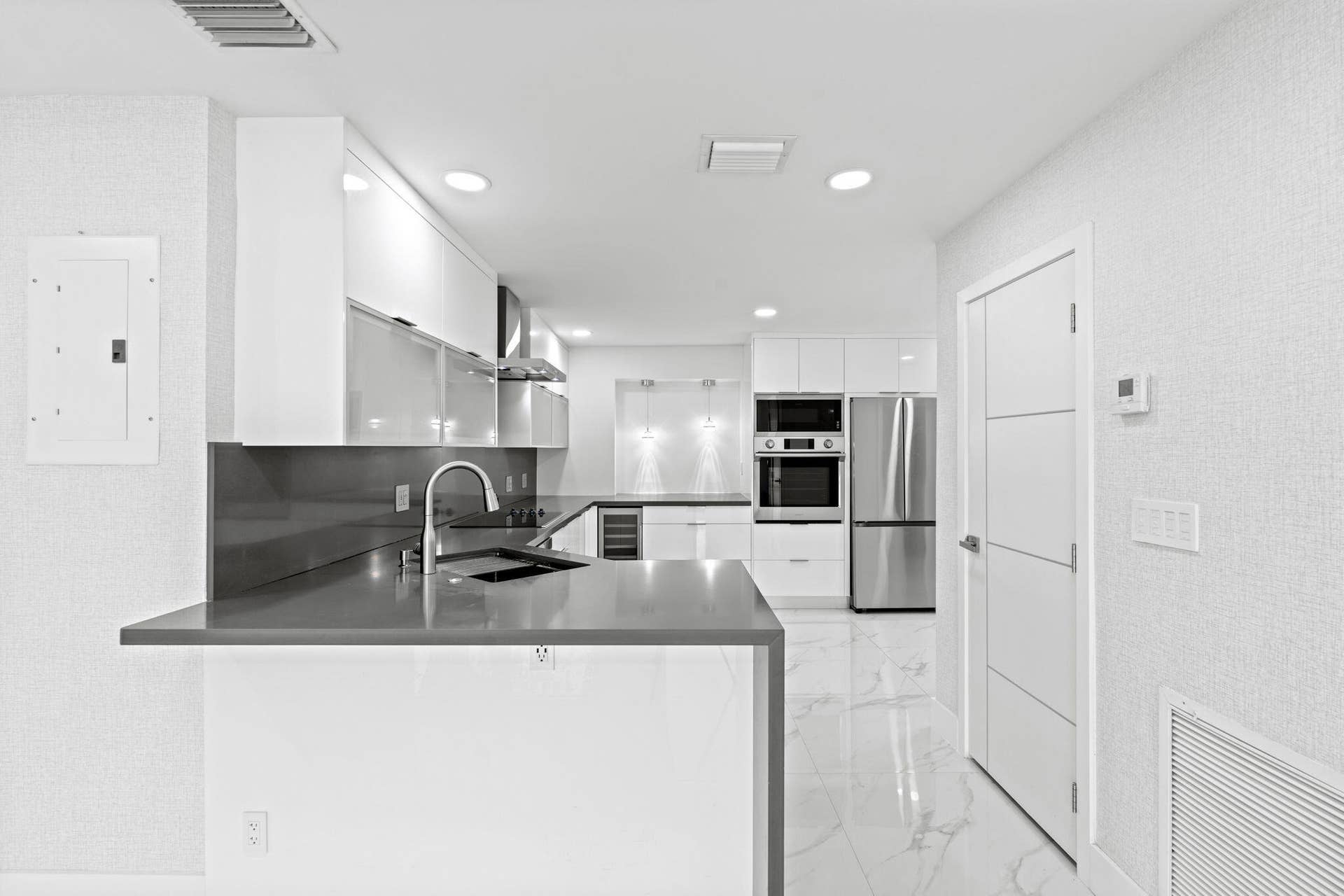 16-web-or-mls-A7408210