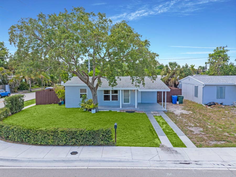 Property photo for 5341 N Andrews Avenue, Oakland Park, FL