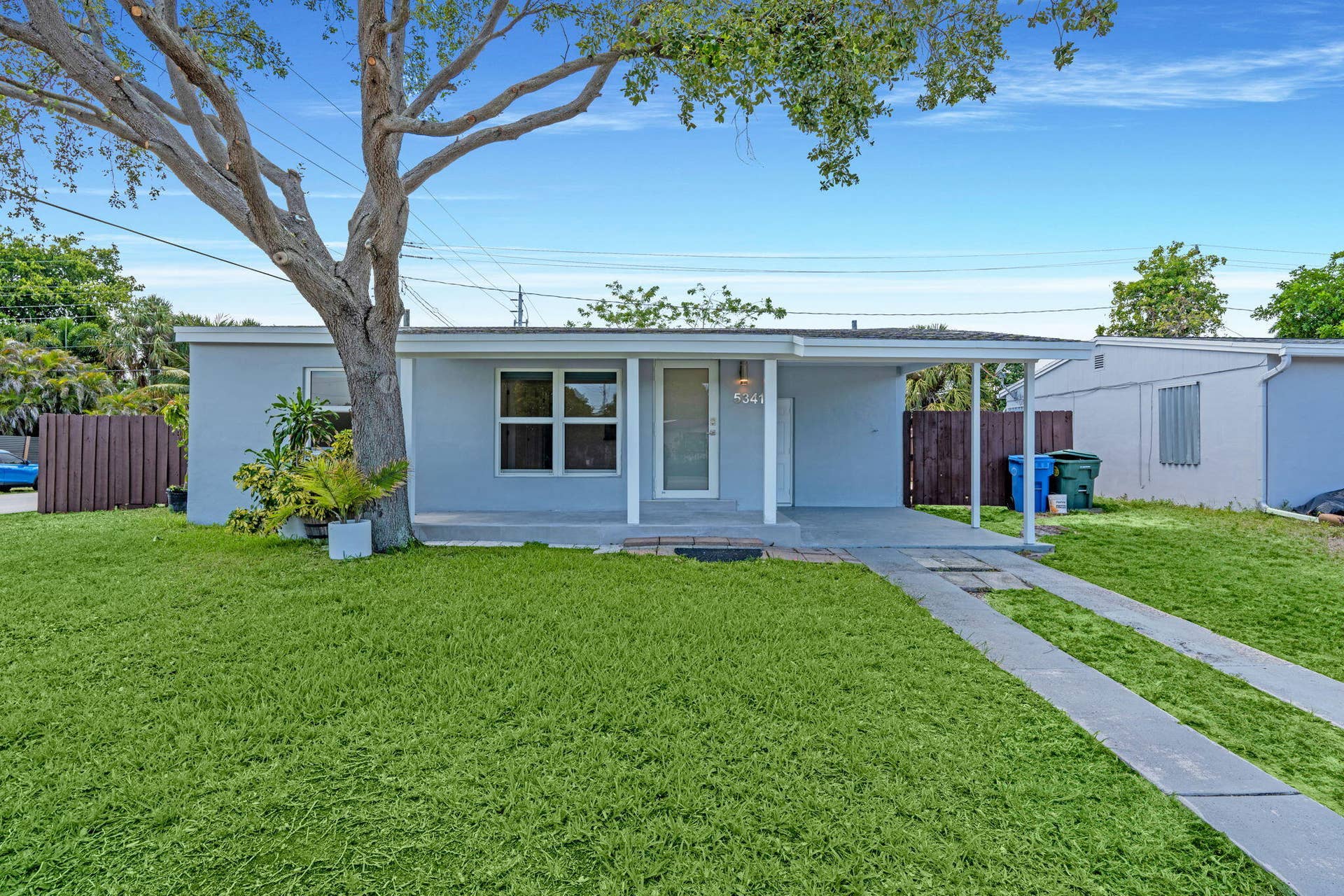 1-web-or-mls-A7408253