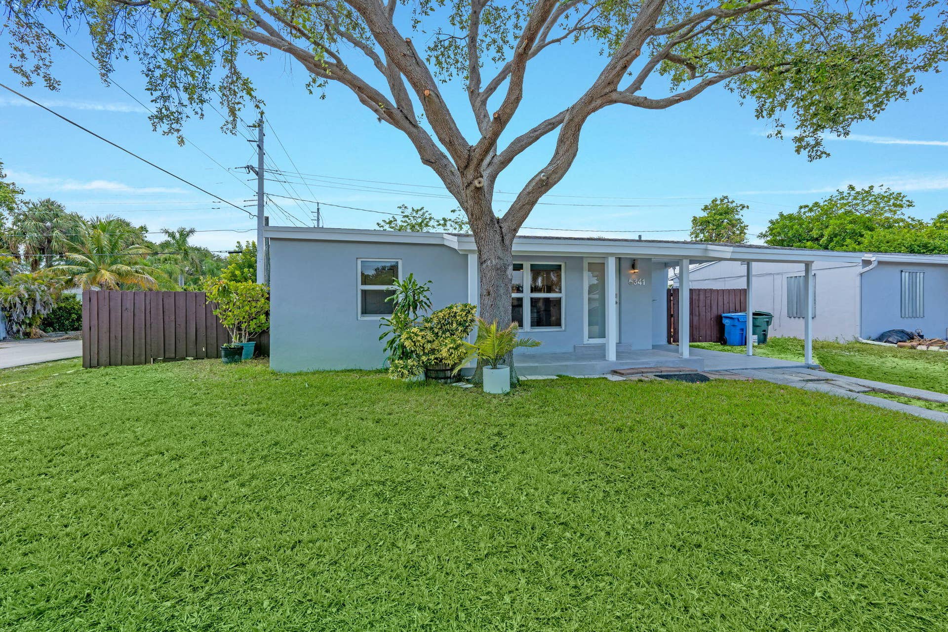 3-web-or-mls-A7408257