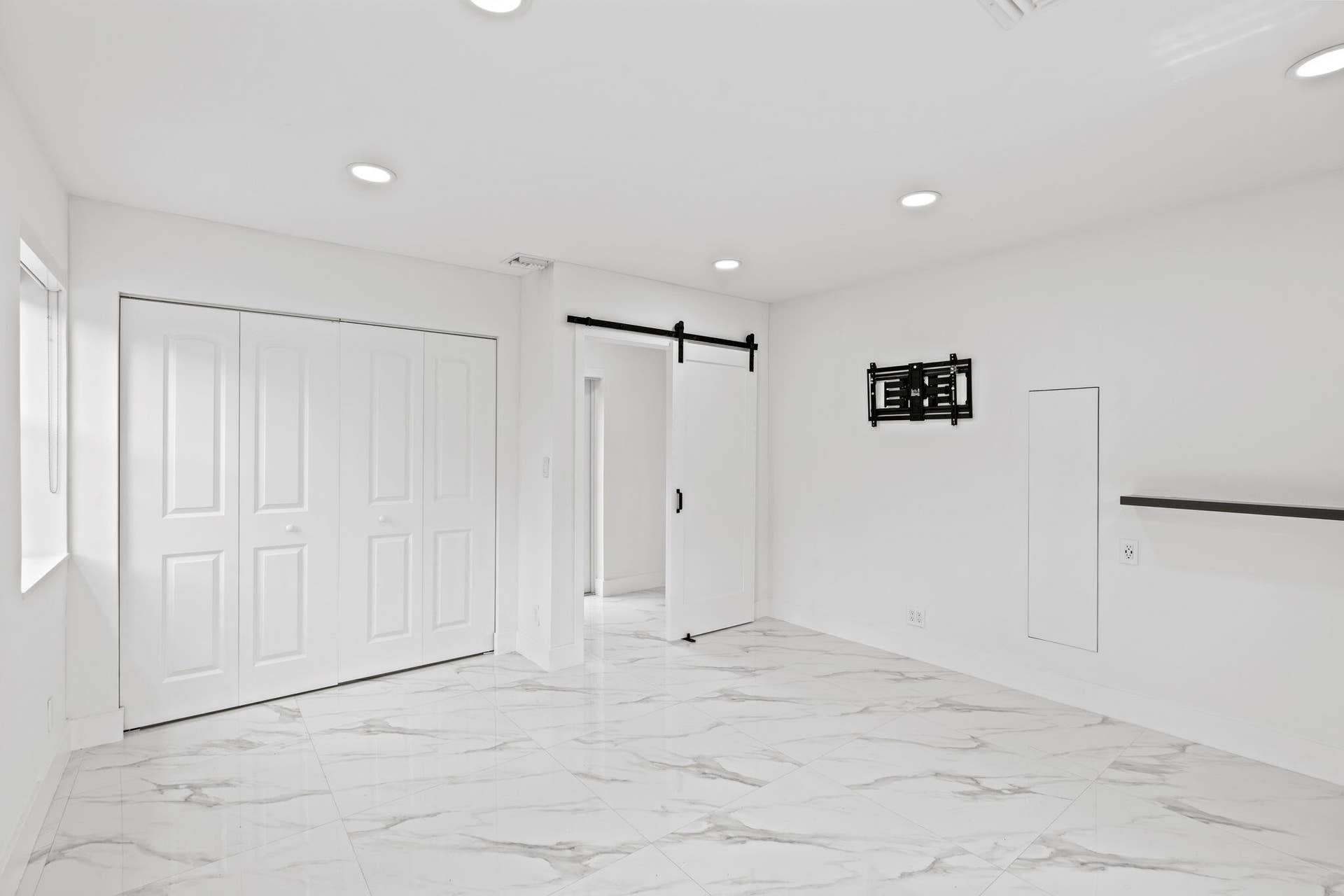 26-web-or-mls-A7408243