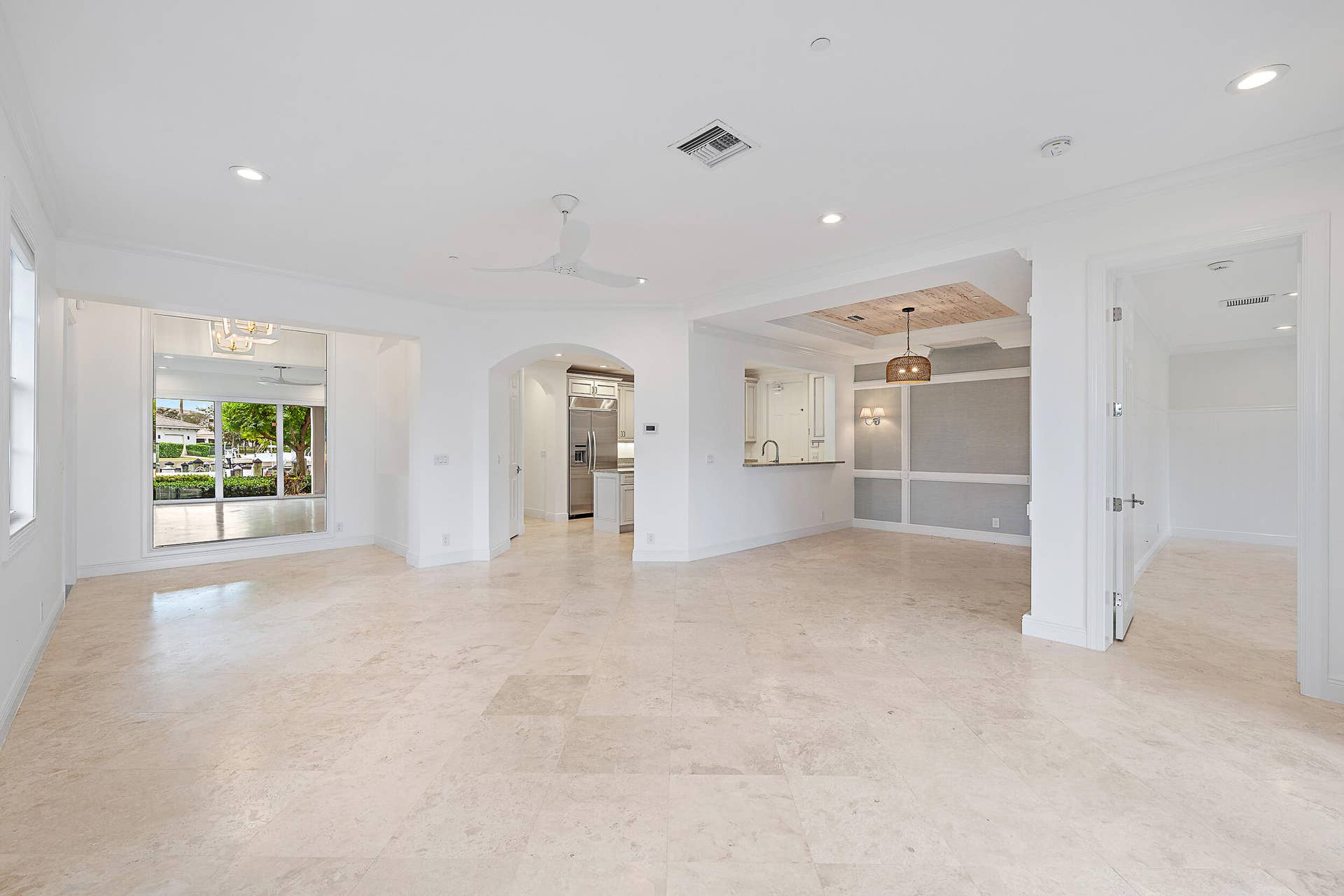 13629 Treasure Cove Circle, North Palm Beach, FL 33408 Living Area