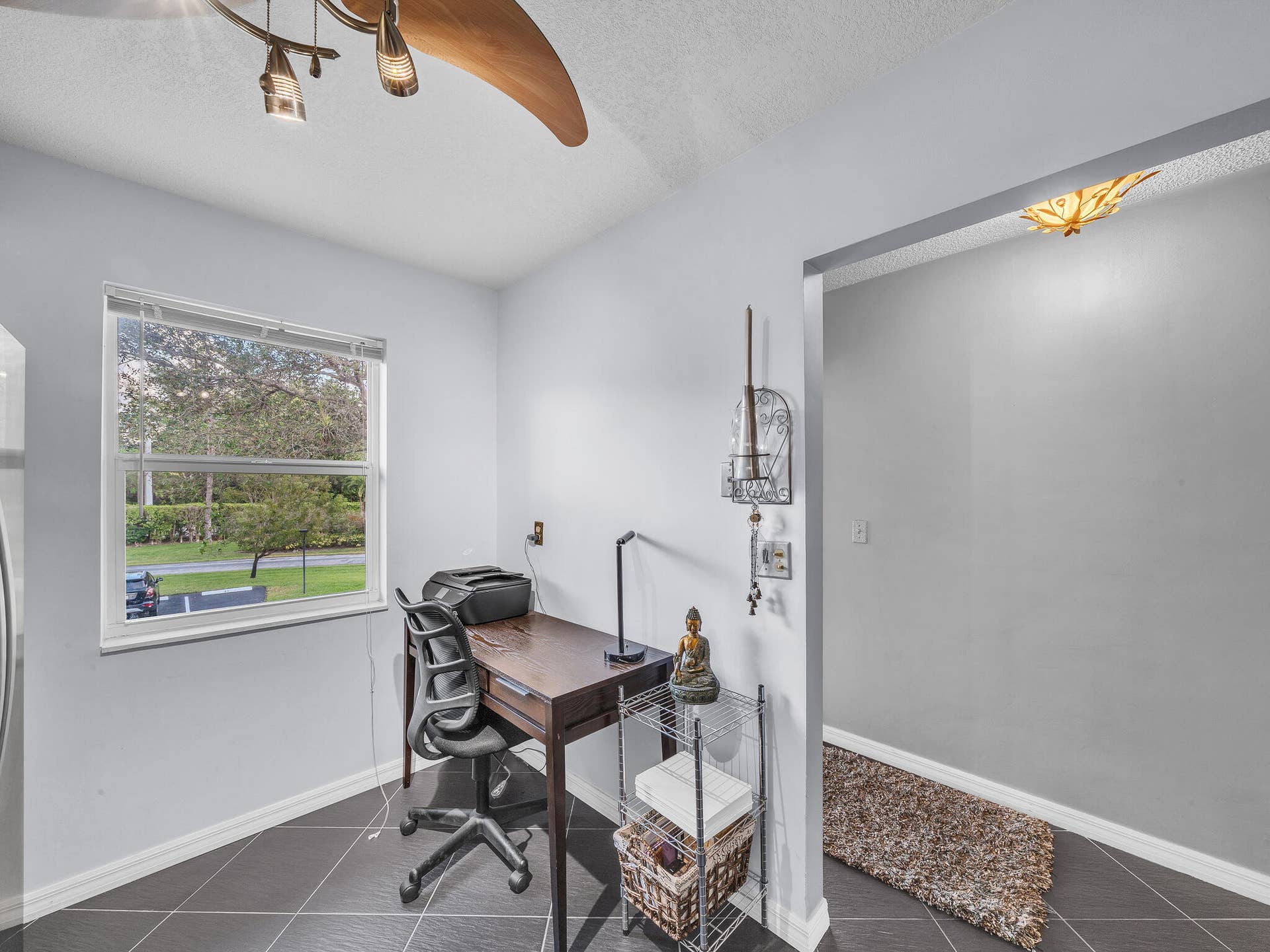130 Lake Constance Drive, West Palm Beach, FL 33411 4 Kitchen (3)