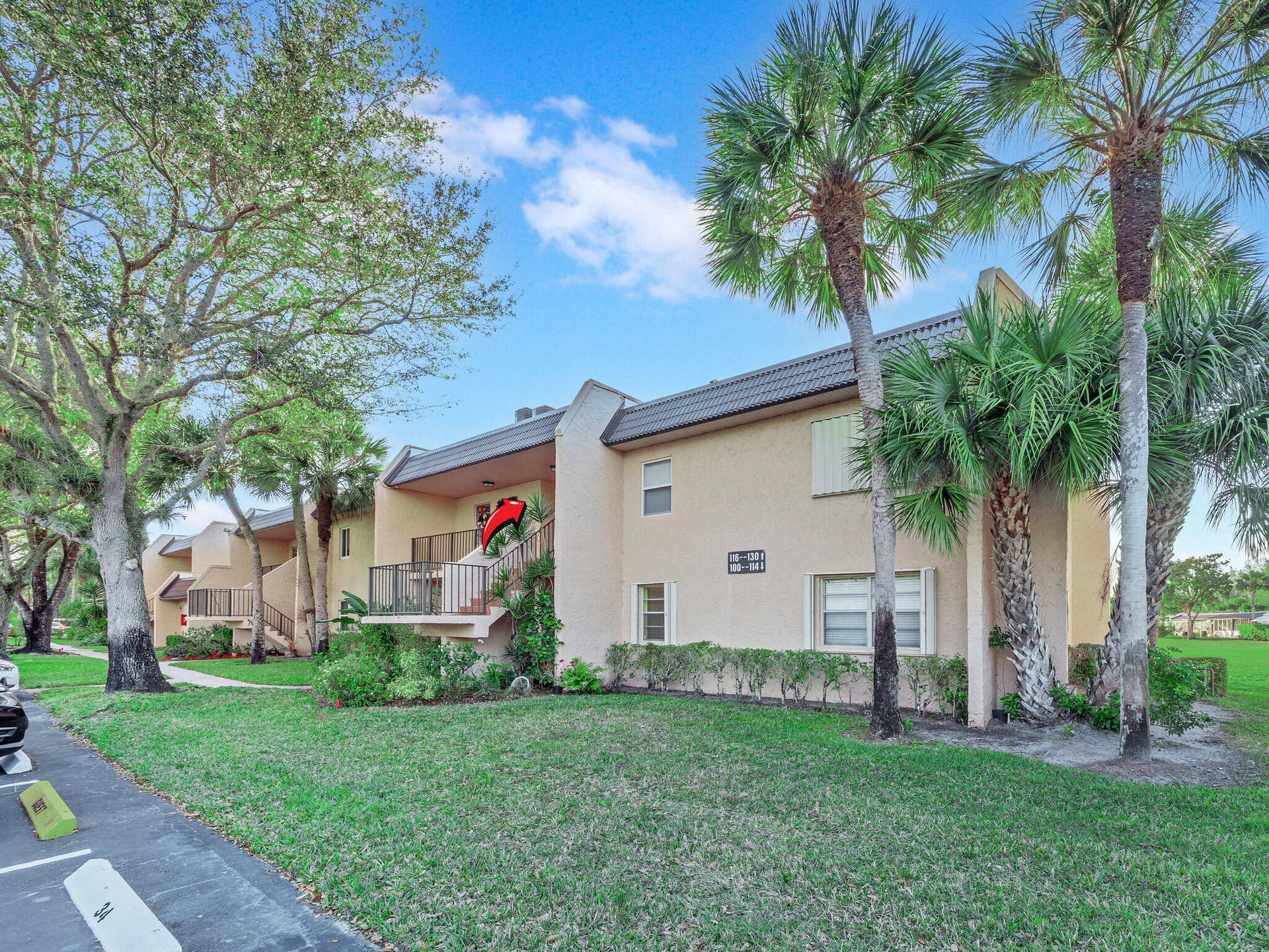 130 Lake Constance Drive, West Palm Beach, FL 33411 2 Exterior Front (1)