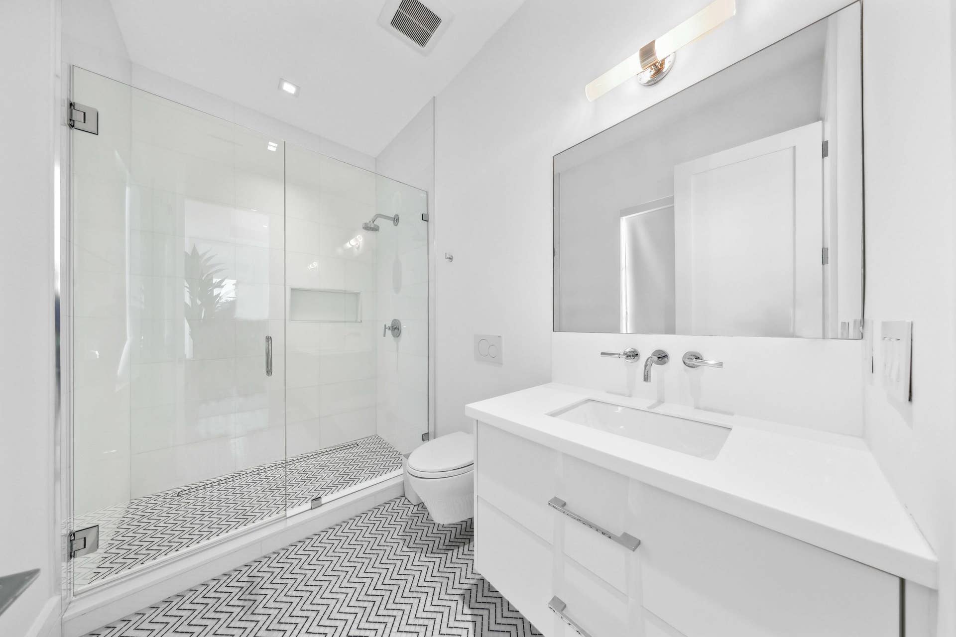BATHROOM #2