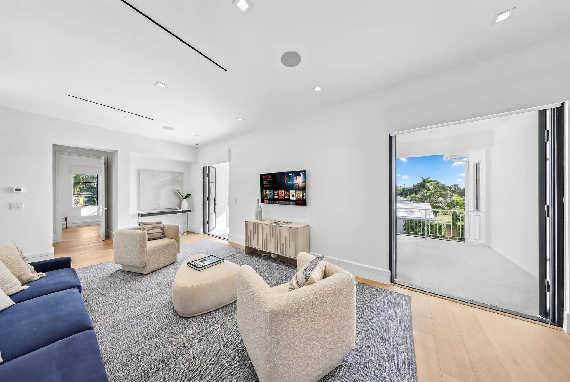 SECOND FLOOR LIVING