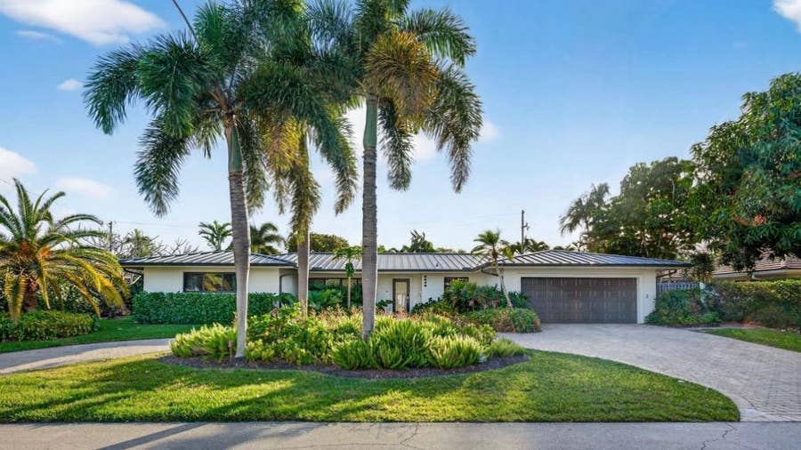 Property photo for 2648 NE 37th Drive, Fort Lauderdale, FL