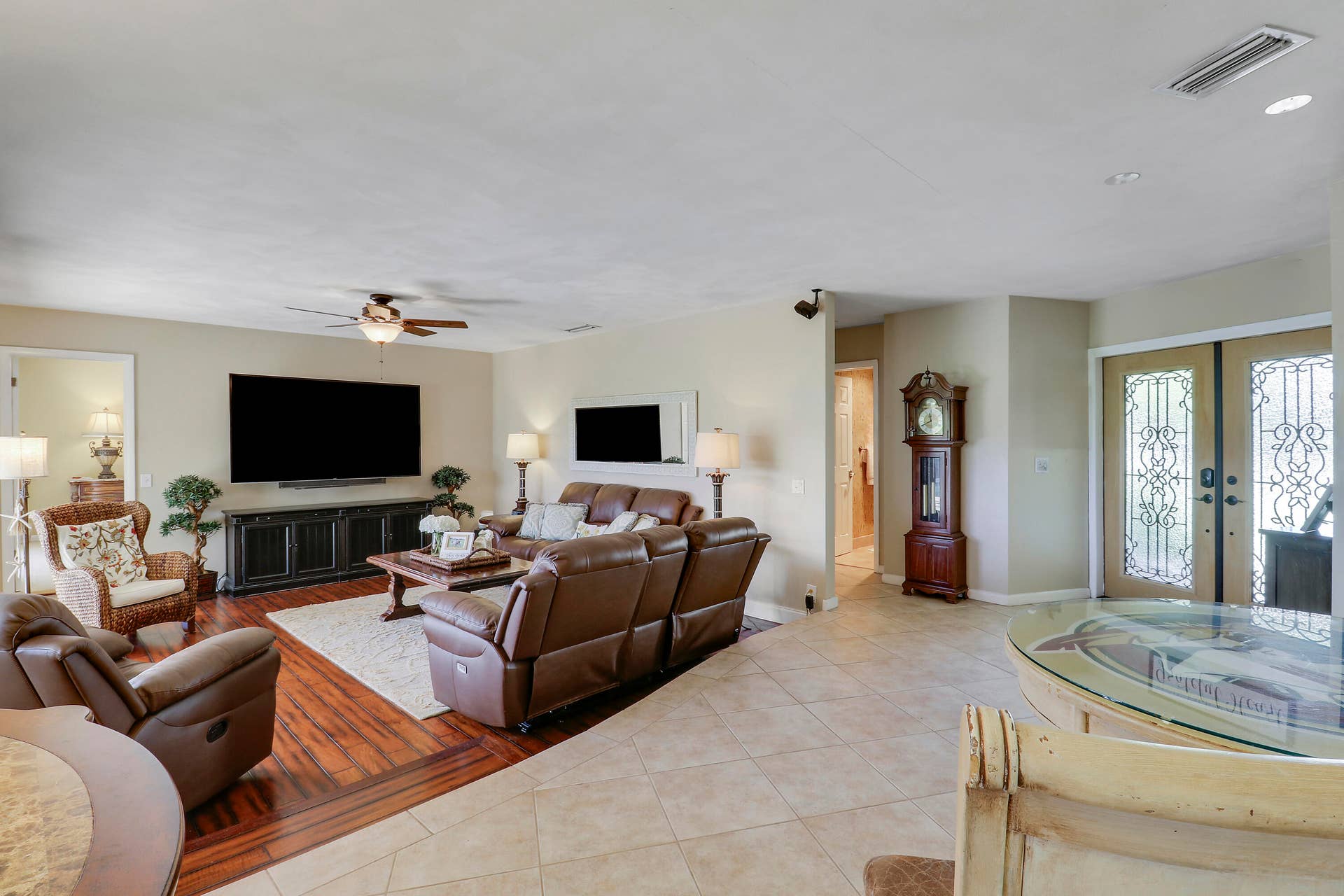 856 Country Club Drive, North Palm Beach, FL 33408 856 Country Club Drive, North Palm Beach, FL 33408