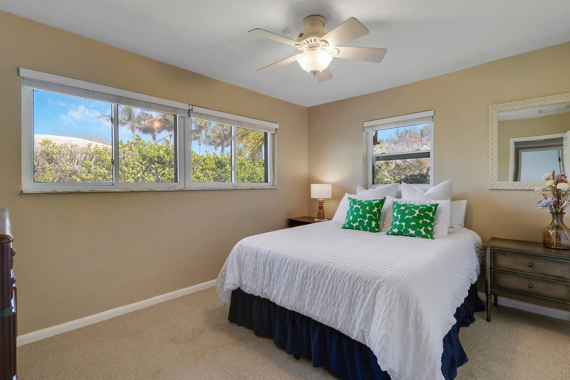 856 Country Club Drive, North Palm Beach, FL 33408 856 Country Club Drive, North Palm Beach, FL 33408