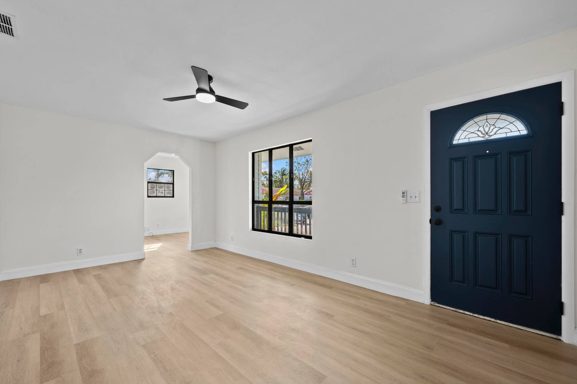 1244 W 25th Street, Riviera Beach, FL 33404