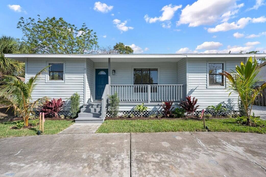 1244 W 25th Street, Riviera Beach, FL 33404