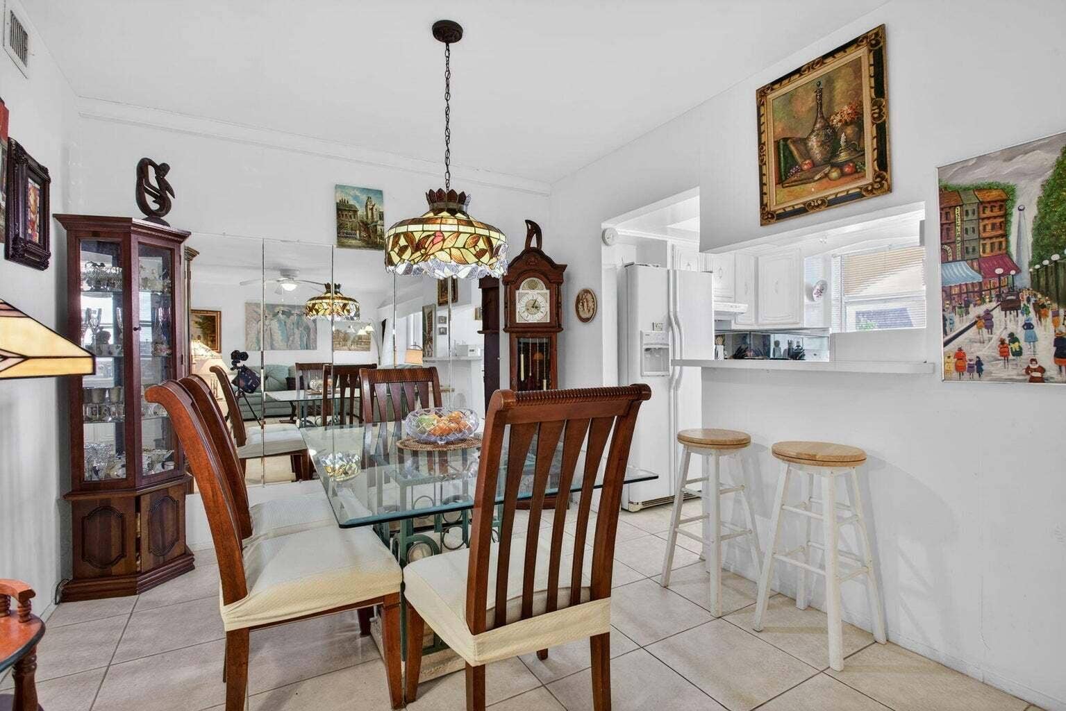 100 SE 6th Avenue, #303, Pompano Beach, Pompano Beach, FL 33060 100 SE 6th Avenue, #303, Pompano Beach, Pompano Beach, FL 33060