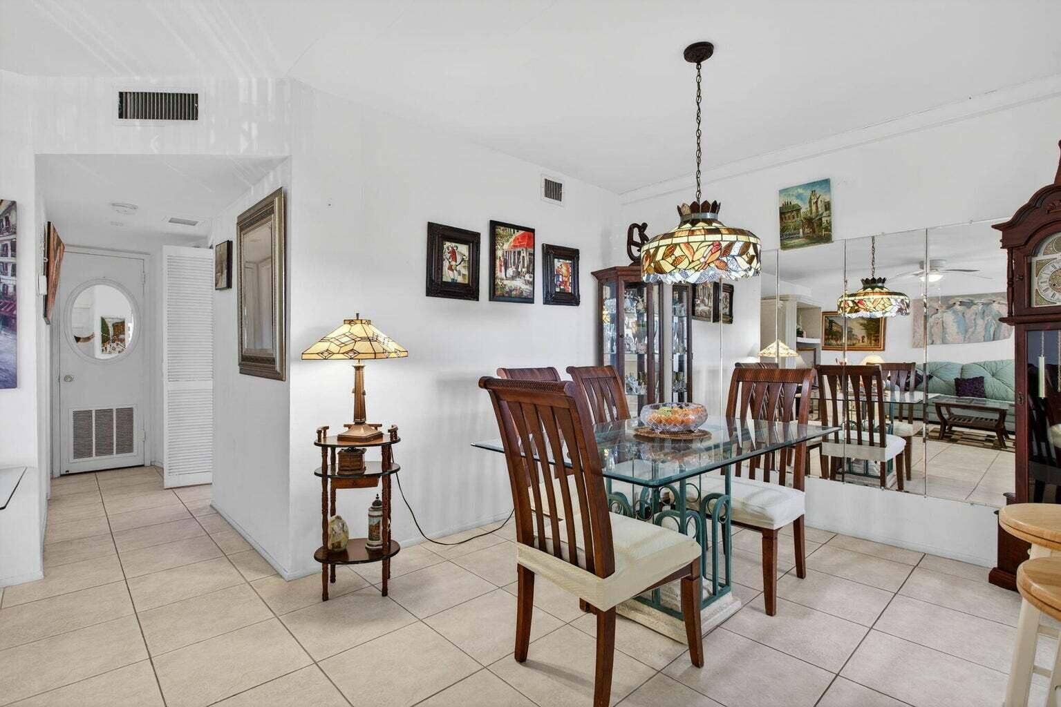100 SE 6th Avenue, #303, Pompano Beach, Pompano Beach, FL 33060 100 SE 6th Avenue, #303, Pompano Beach, Pompano Beach, FL 33060