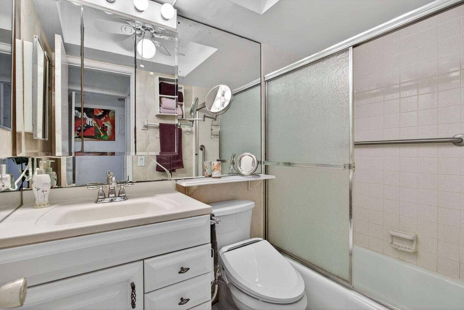 100 SE 6th Avenue, #303, Pompano Beach, Pompano Beach, FL 33060 100 SE 6th Avenue, #303, Pompano Beach, Pompano Beach, FL 33060