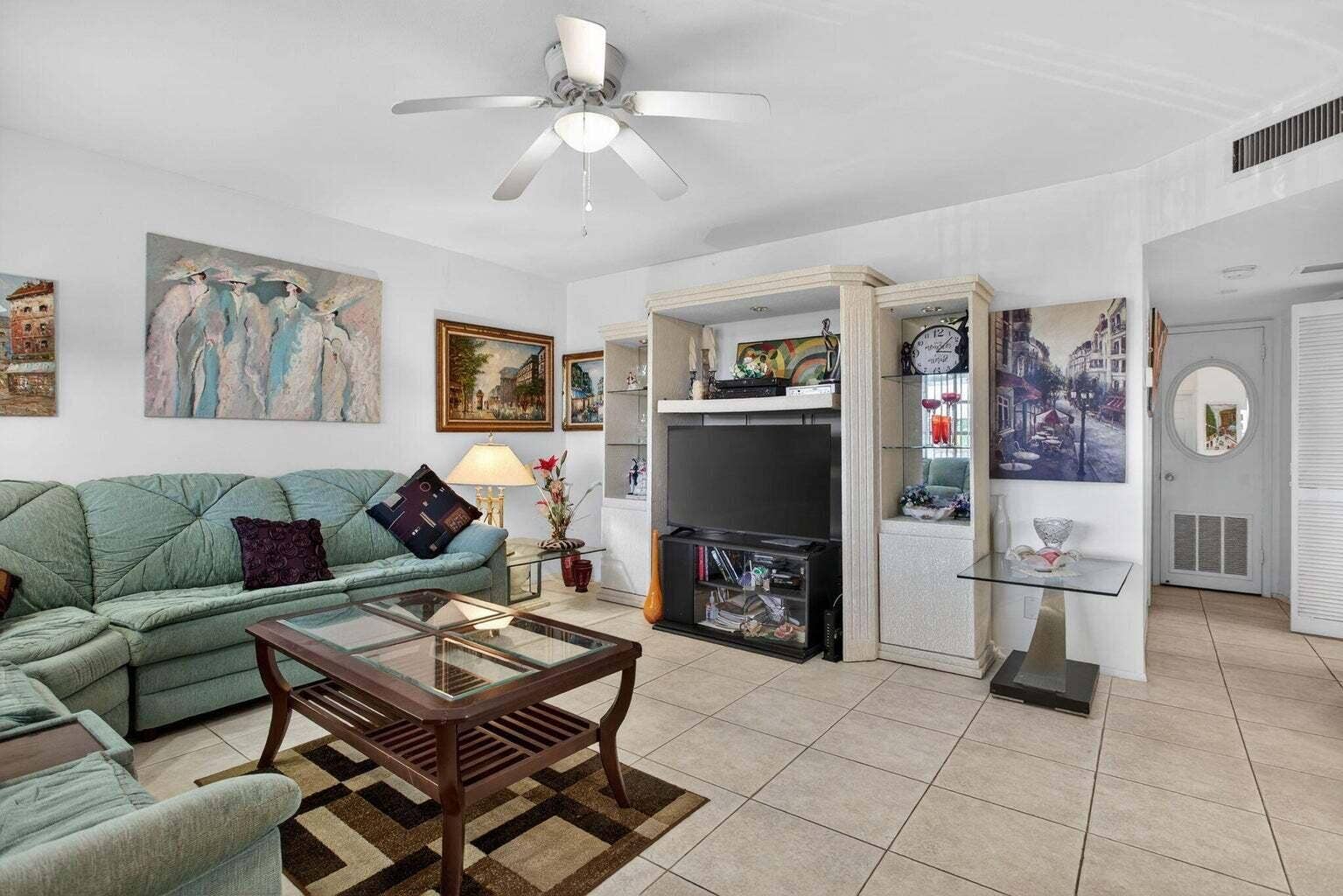 100 SE 6th Avenue, #303, Pompano Beach, Pompano Beach, FL 33060 100 SE 6th Avenue, #303, Pompano Beach, Pompano Beach, FL 33060
