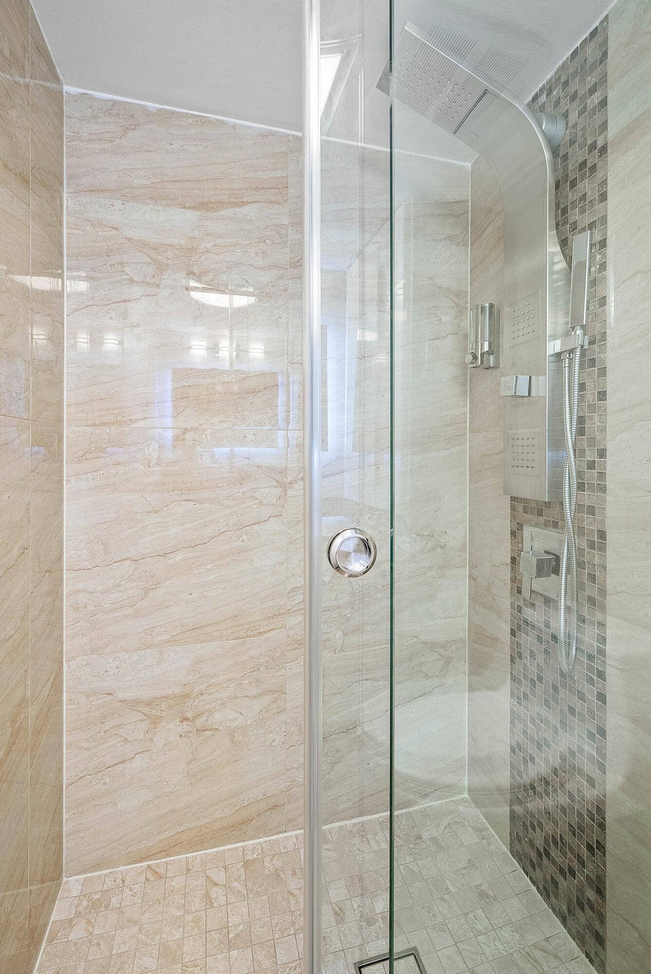 3301 S Ocean Boulevard, #207, Highland Beach, FL 33487 029-3301SouthOceanBoulevard-207-Highland