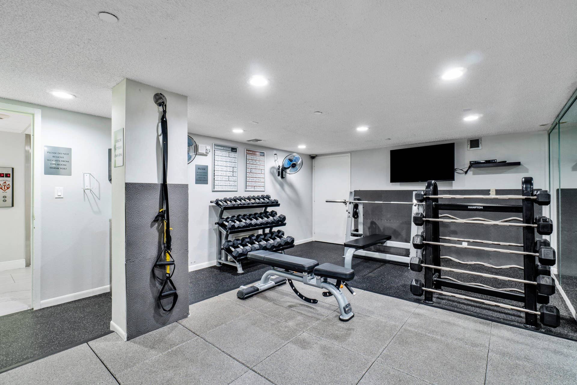3301 S Ocean Boulevard, #207, Highland Beach, FL 33487 057-3301SouthOceanBoulevard-207-Highland