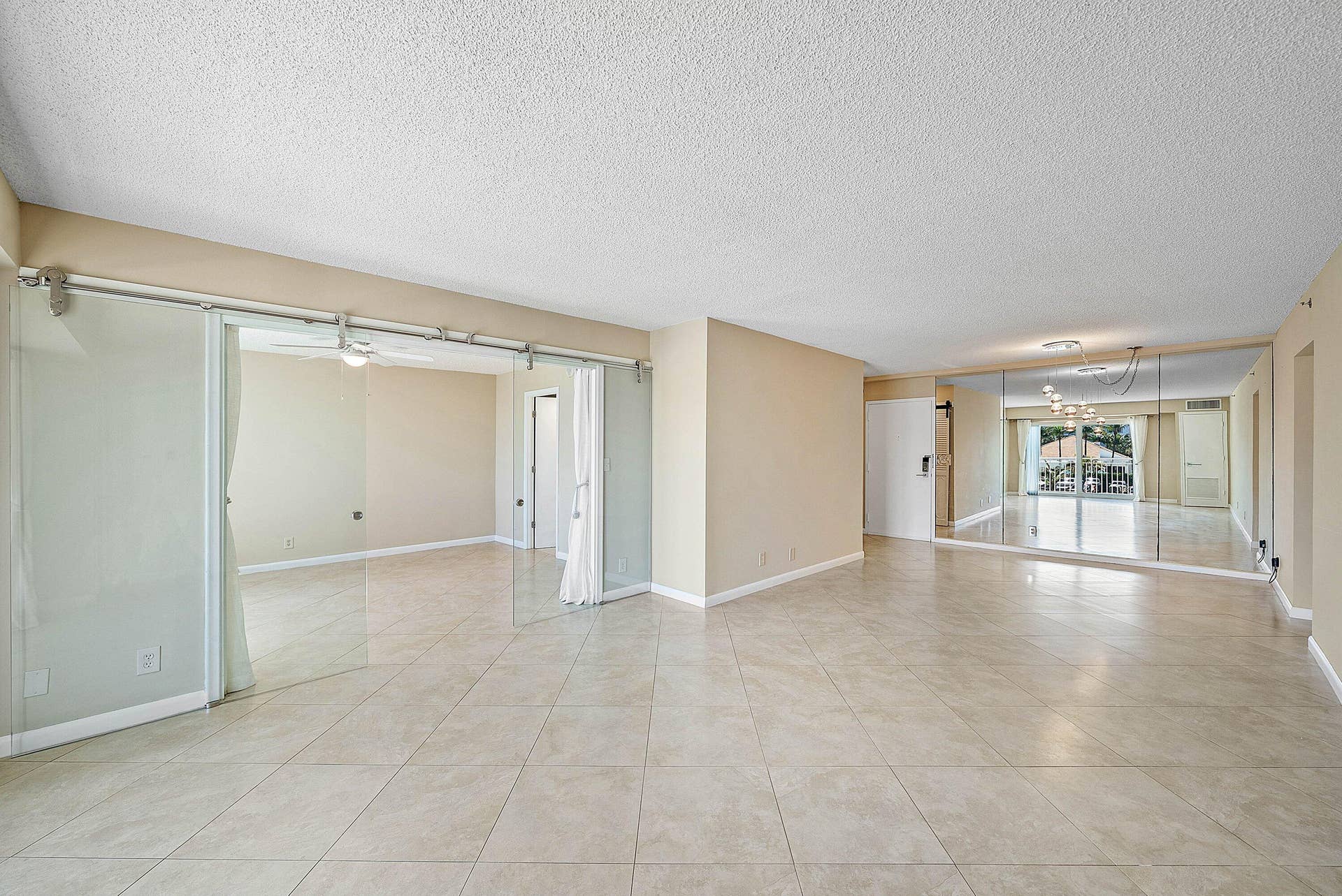 3301 S Ocean Boulevard, #207, Highland Beach, FL 33487 028-3301SouthOceanBoulevard-207-Highland