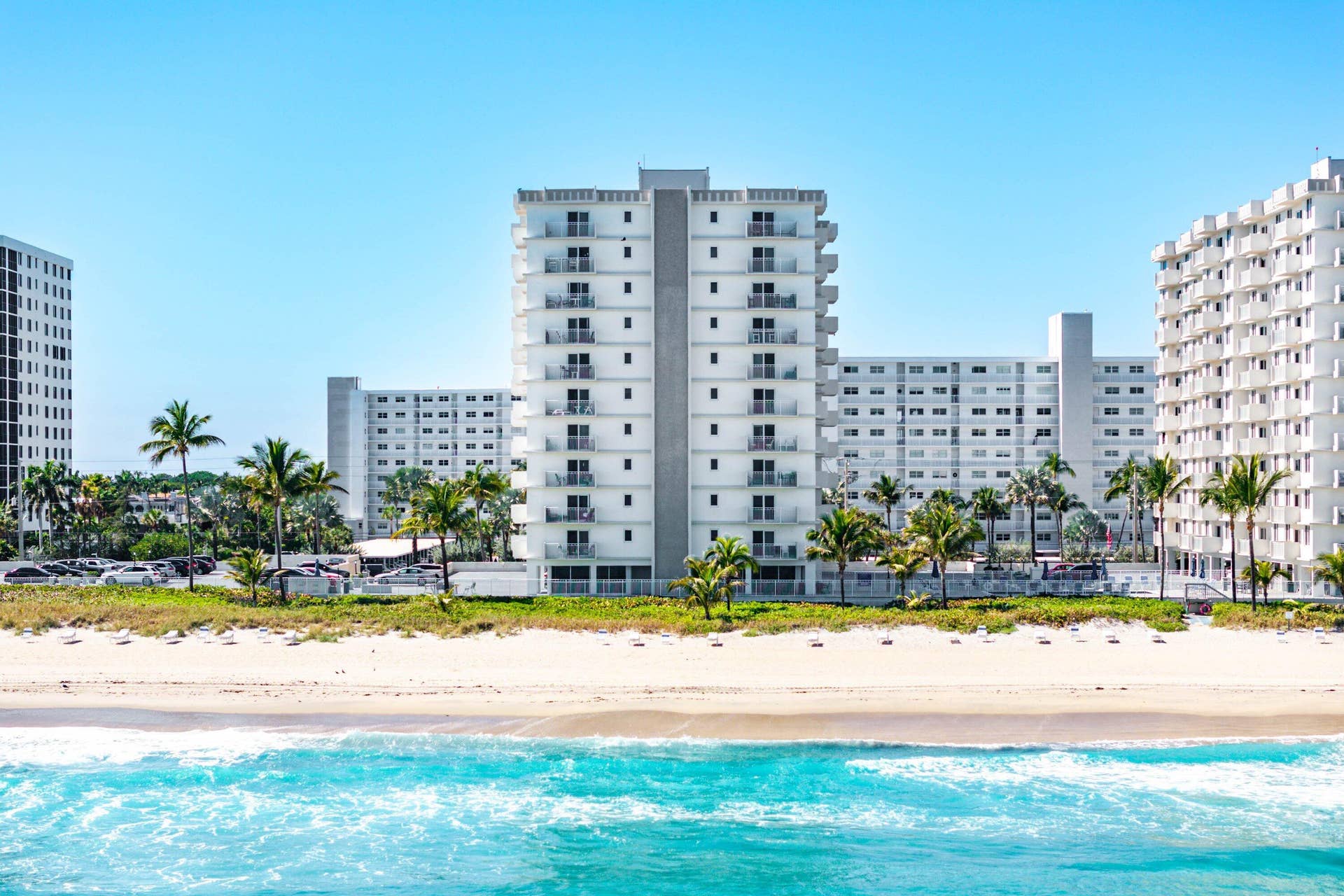 3301 S Ocean Boulevard, #207, Highland Beach, FL 33487 040-3301SouthOceanBoulevard-207-Highland