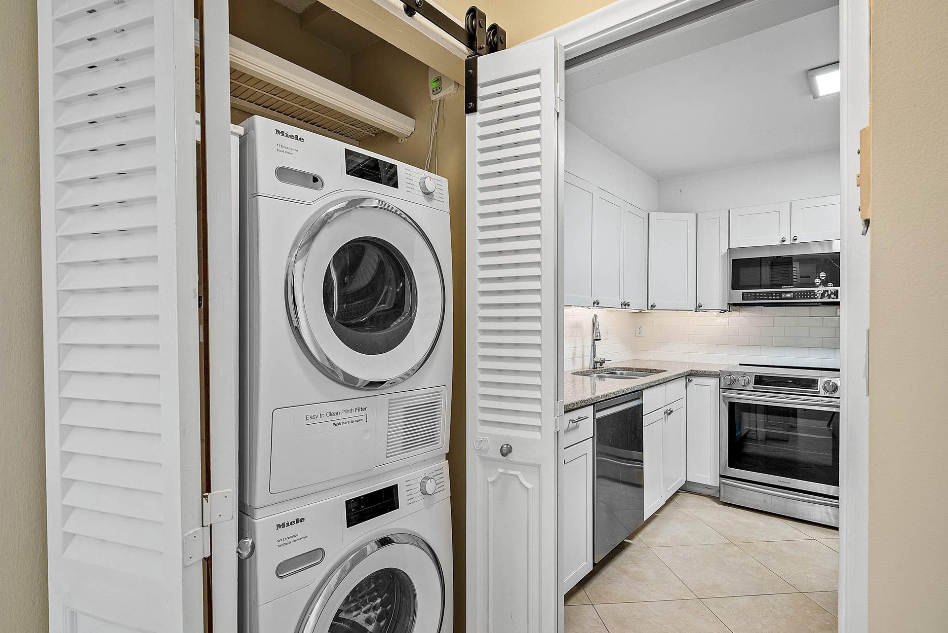 3301 S Ocean Boulevard, #207, Highland Beach, FL 33487 020-3301SouthOceanBoulevard-207-Highland