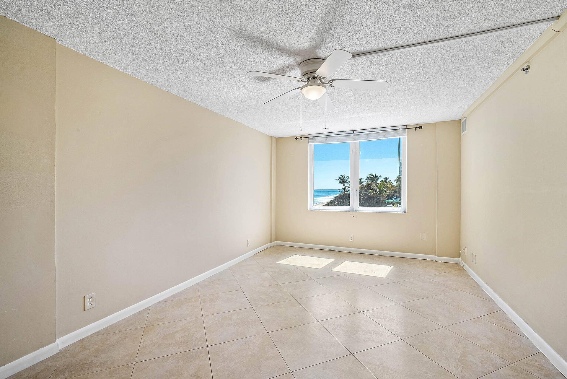 3301 S Ocean Boulevard, #207, Highland Beach, FL 33487 007-3301SouthOceanBoulevard-207-Highland