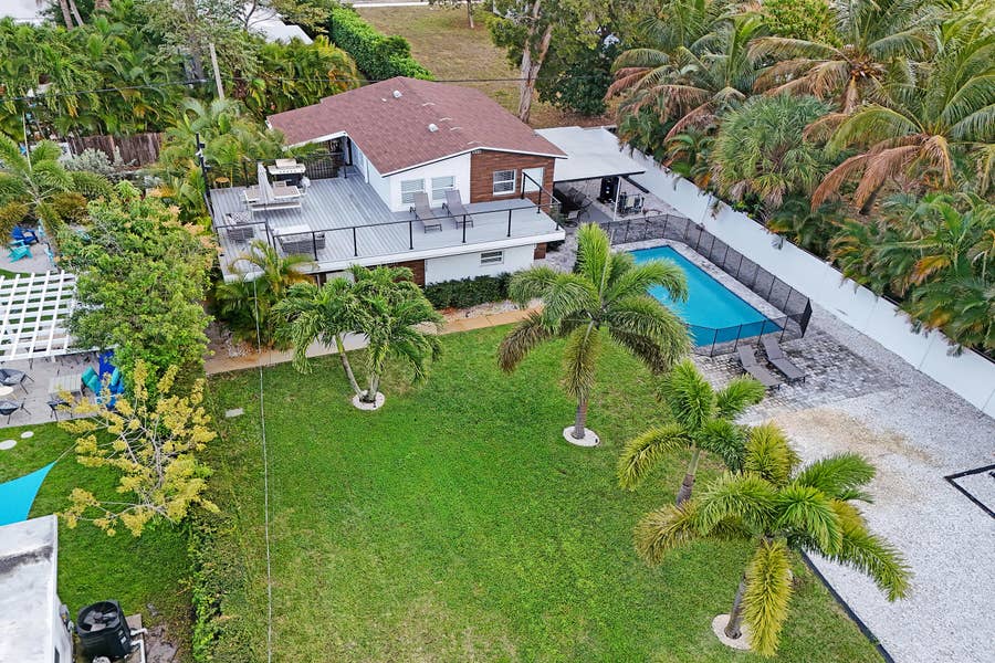 Property photo for 311 SE 3rd Avenue, Delray Beach, FL