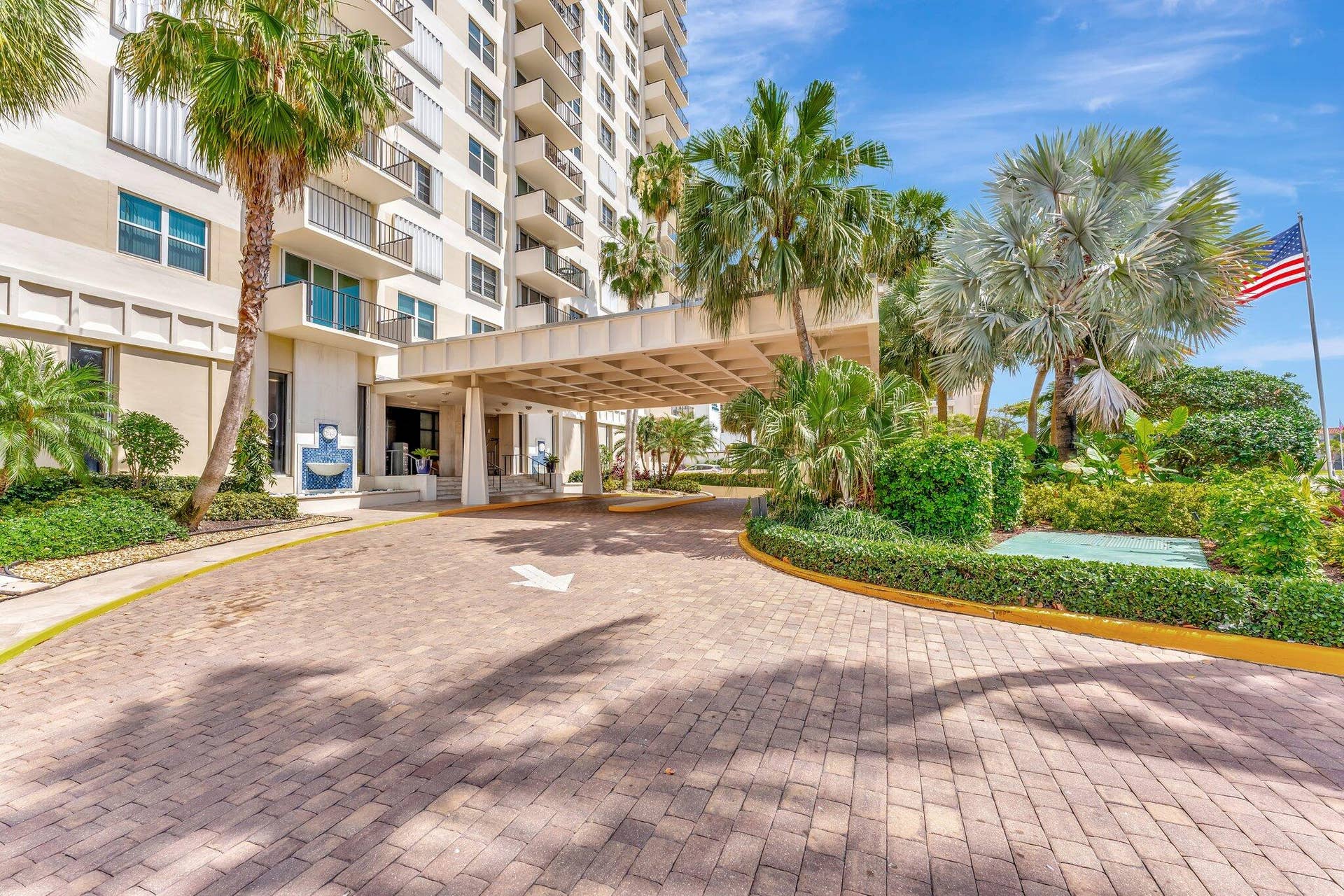 1900 S Ocean Boulevard, #8g, Lauderdale-By-The-Sea, Lauderdale By The Sea, FL 33062