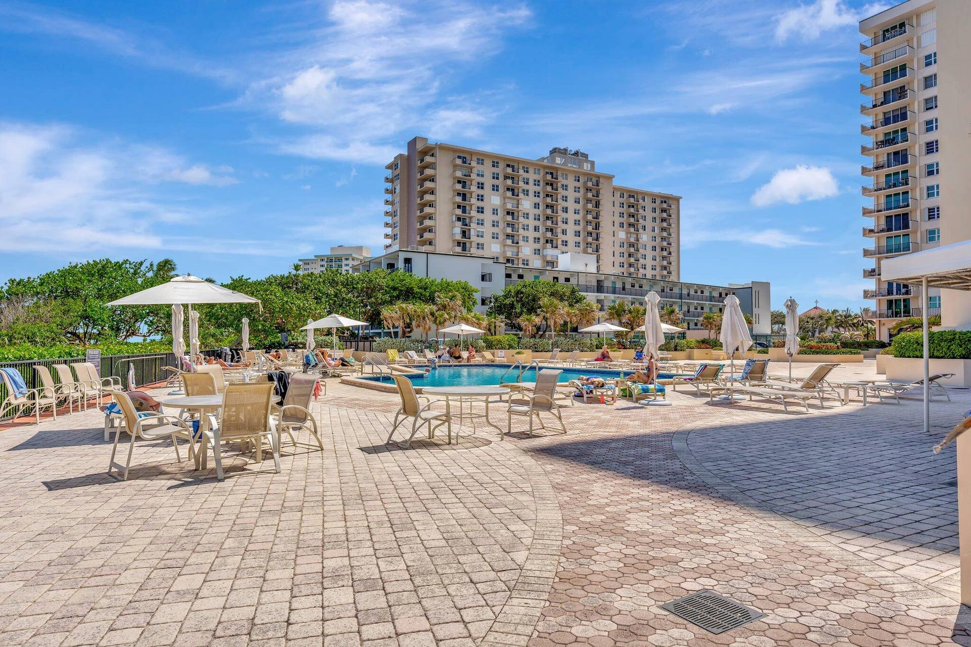 1900 S Ocean Boulevard, #8g, Lauderdale-By-The-Sea, Lauderdale By The Sea, FL 33062