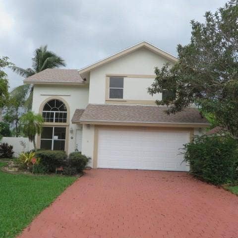 Property photo for 20620 NW 5th St, Pembroke Pines, FL