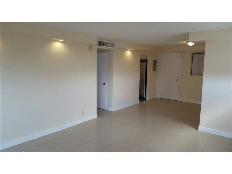 Property photo for 301 GOLDEN ISLES DR, #402, Hallandale, FL