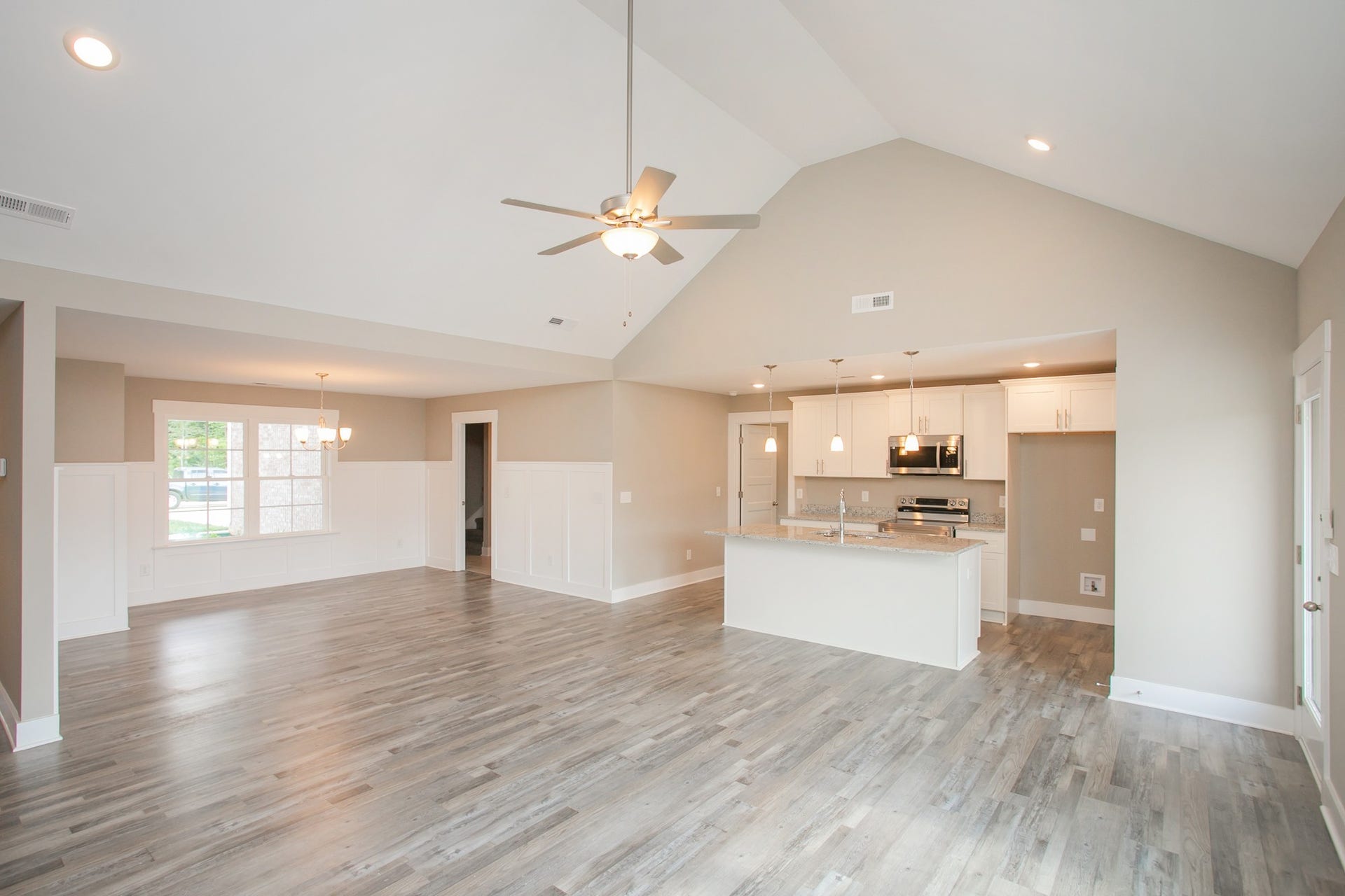 130 Brooklyn Avenue, Manchester, TN 37355 130 Brooklyn Avenue, Manchester, TN 37355