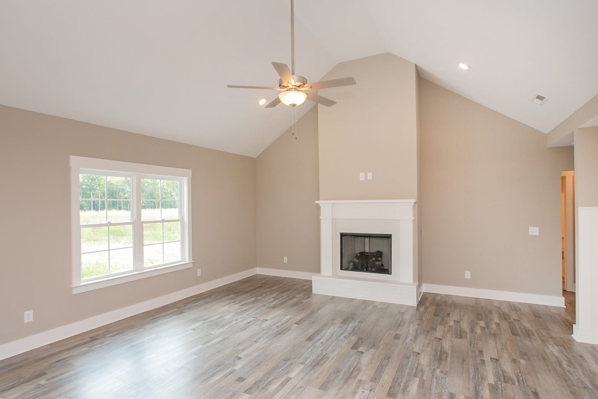 130 Brooklyn Avenue, Manchester, TN 37355 130 Brooklyn Avenue, Manchester, TN 37355
