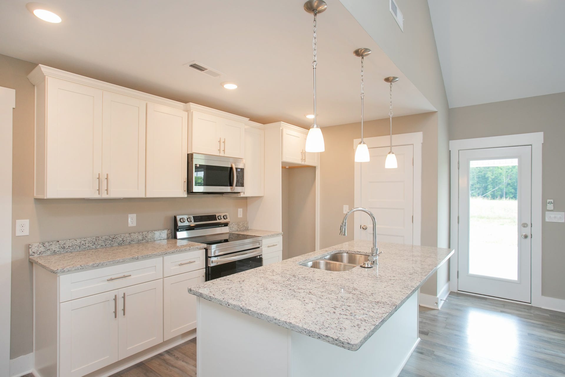 130 Brooklyn Avenue, Manchester, TN 37355 130 Brooklyn Avenue, Manchester, TN 37355