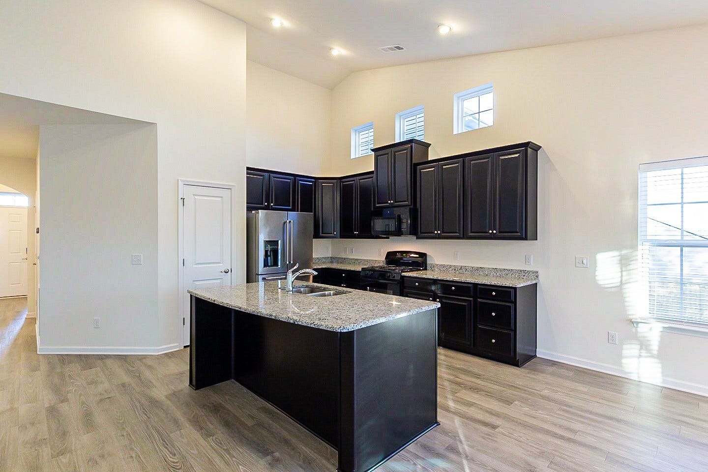 2822 Winterberry Dr, Columbia, TN 38401 2822 Winterberry Dr, Columbia, TN 38401