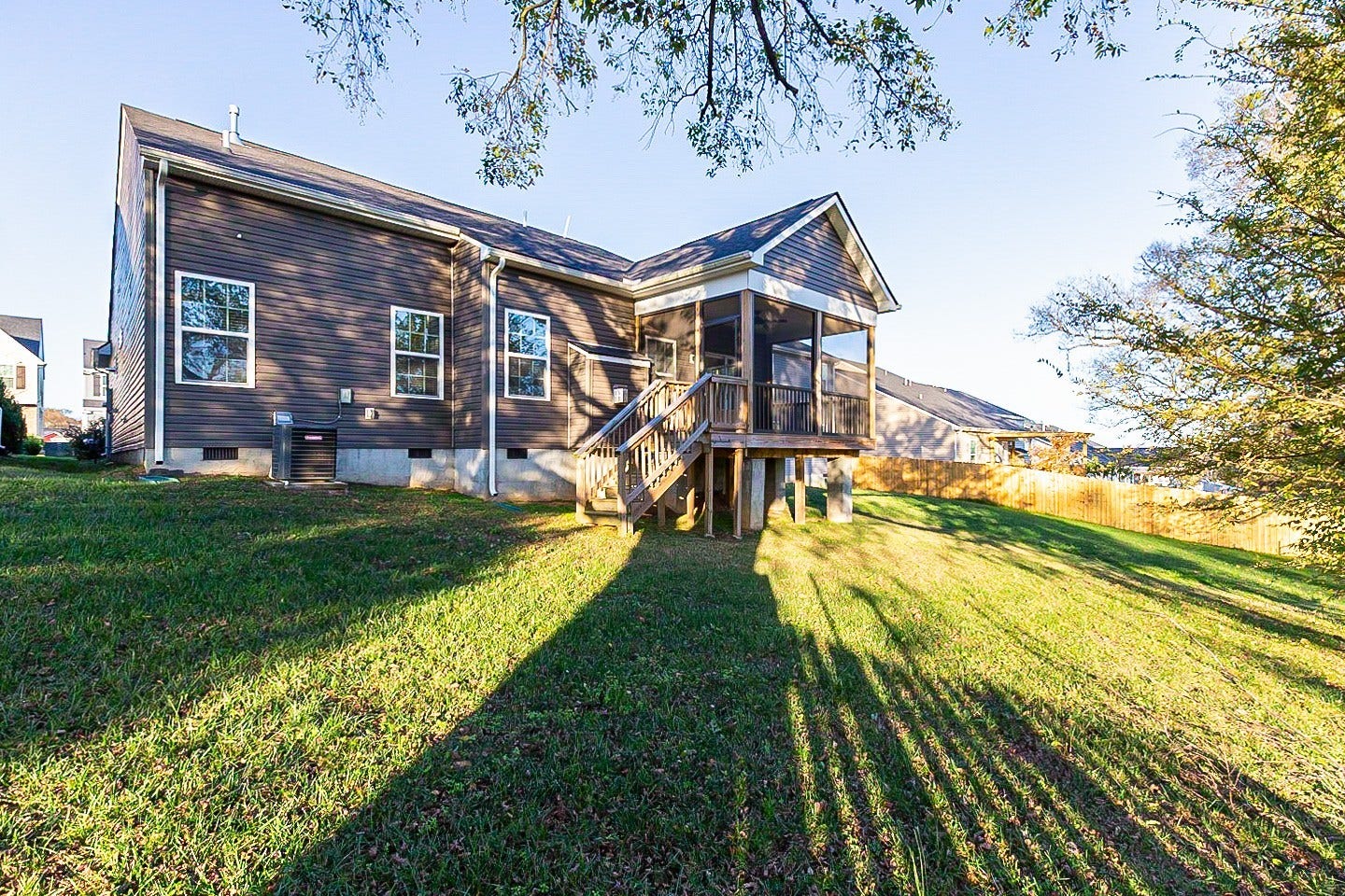 2822 Winterberry Dr, Columbia, TN 38401 2822 Winterberry Dr, Columbia, TN 38401