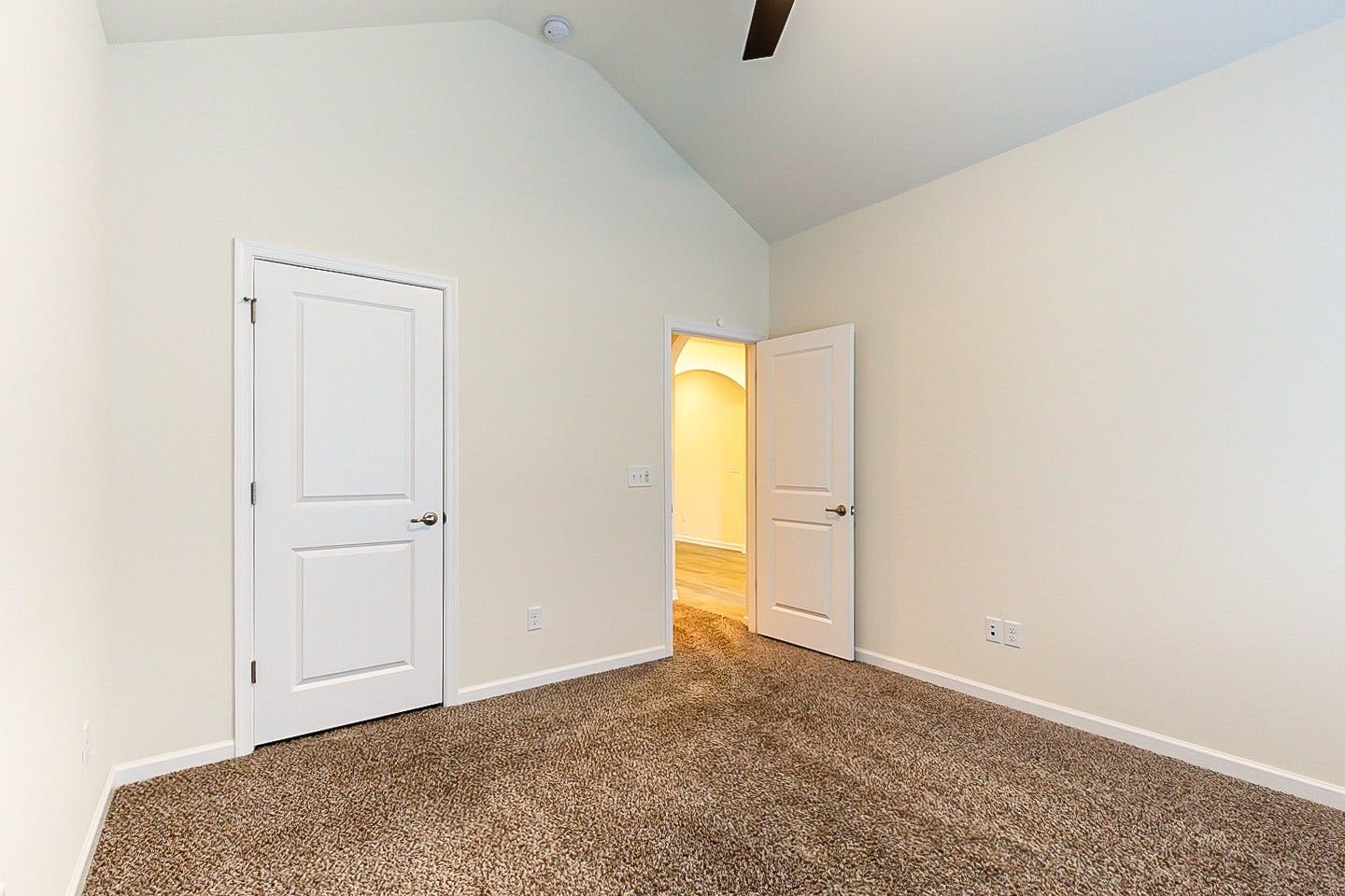 2822 Winterberry Dr, Columbia, TN 38401 2822 Winterberry Dr, Columbia, TN 38401