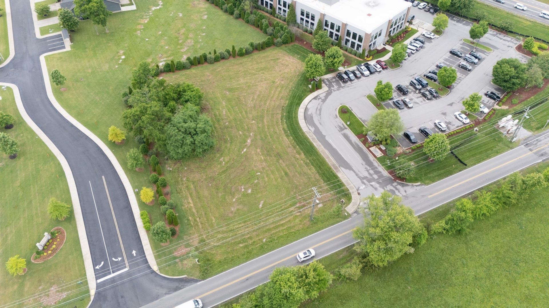 2816 Saint Andrews Dr, Murfreesboro, TN 37128 2816 Saint Andrews Dr, Murfreesboro, TN 37128