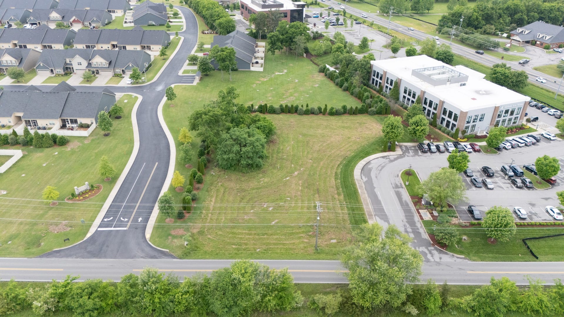 2816 Saint Andrews Dr, Murfreesboro, TN 37128 2816 Saint Andrews Dr, Murfreesboro, TN 37128