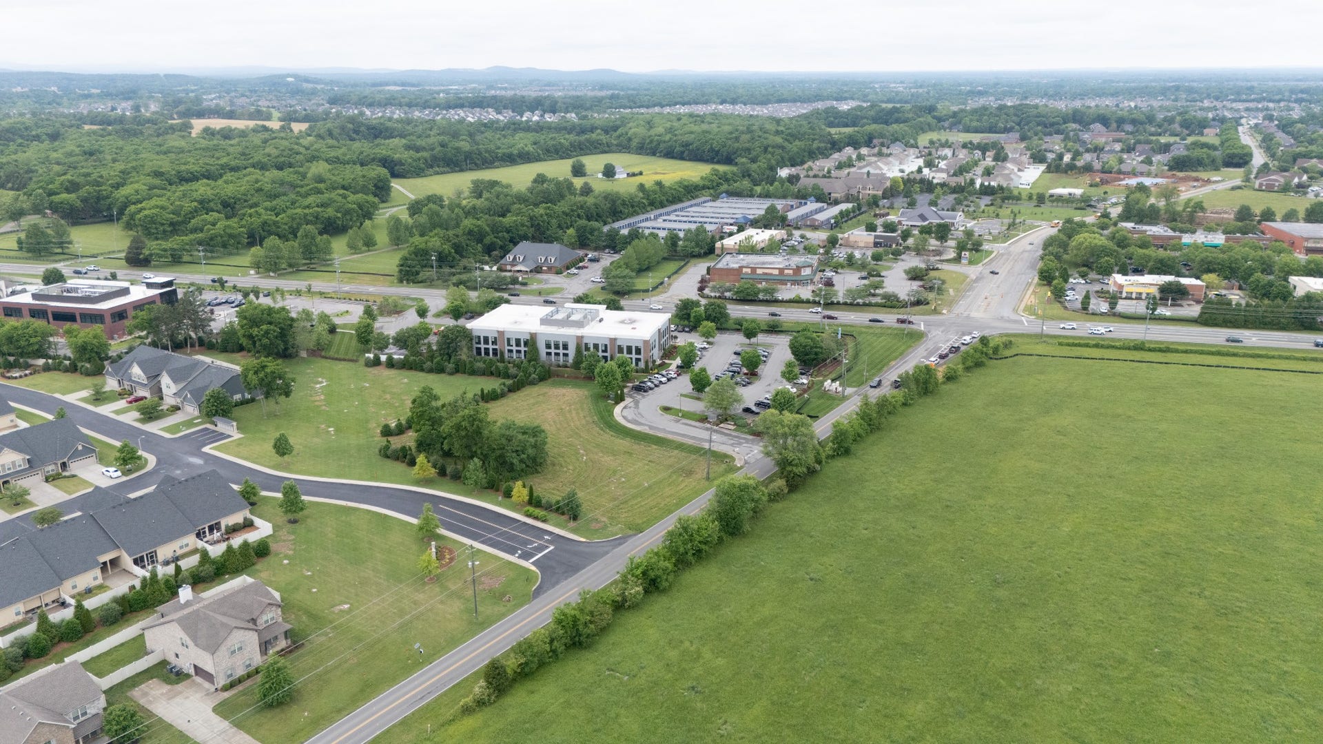 2816 Saint Andrews Dr, Murfreesboro, TN 37128 2816 Saint Andrews Dr, Murfreesboro, TN 37128