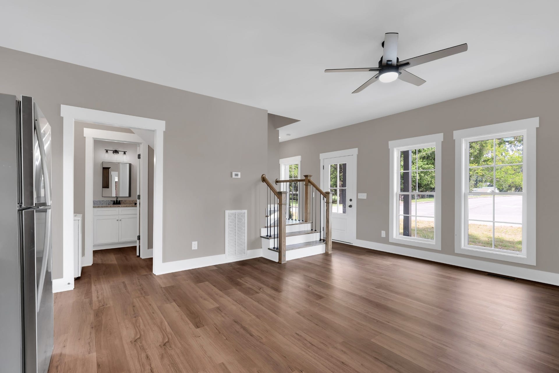 220 Walnut St, Shelbyville, TN 37160