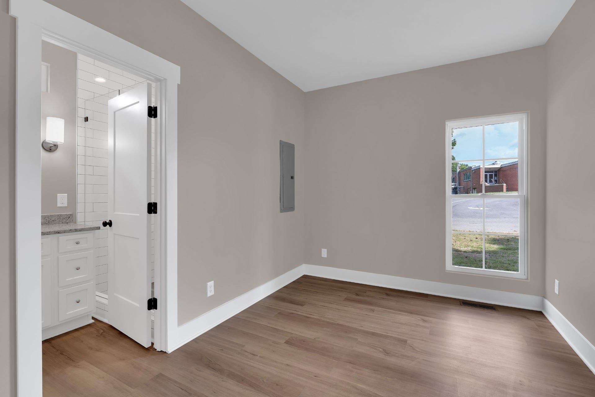 220 Walnut St, Shelbyville, TN 37160