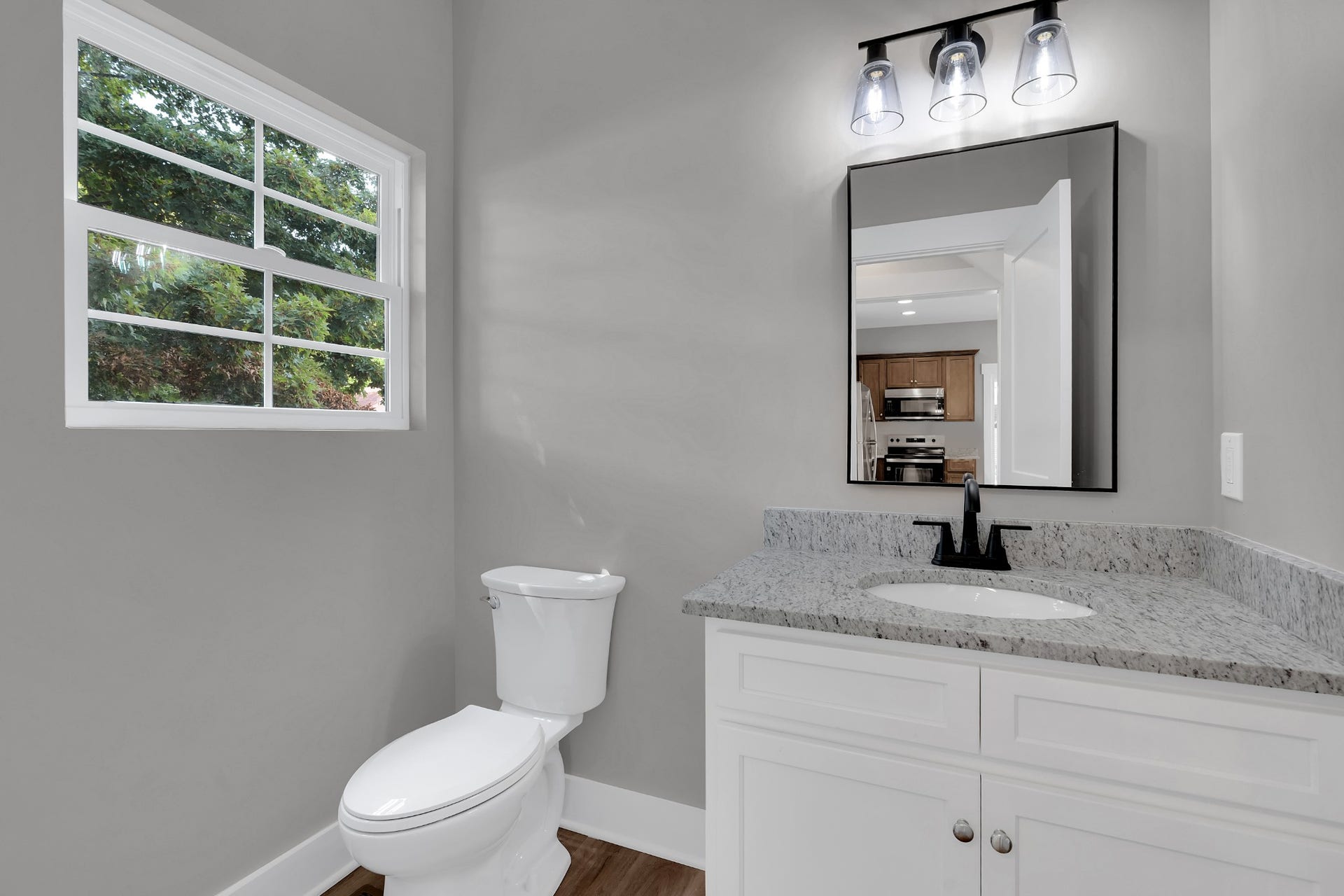 220 Walnut St, Shelbyville, TN 37160