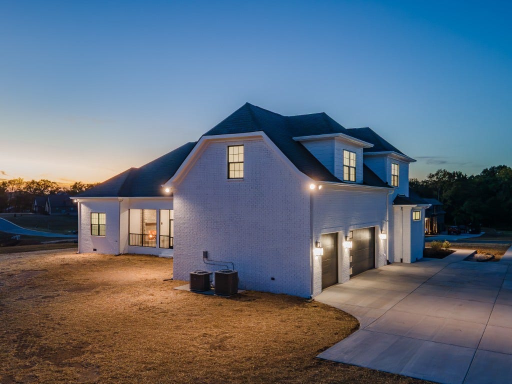1084 Peyton Place, Columbia, TN 38401 1084 Peyton Place, Columbia, TN 38401