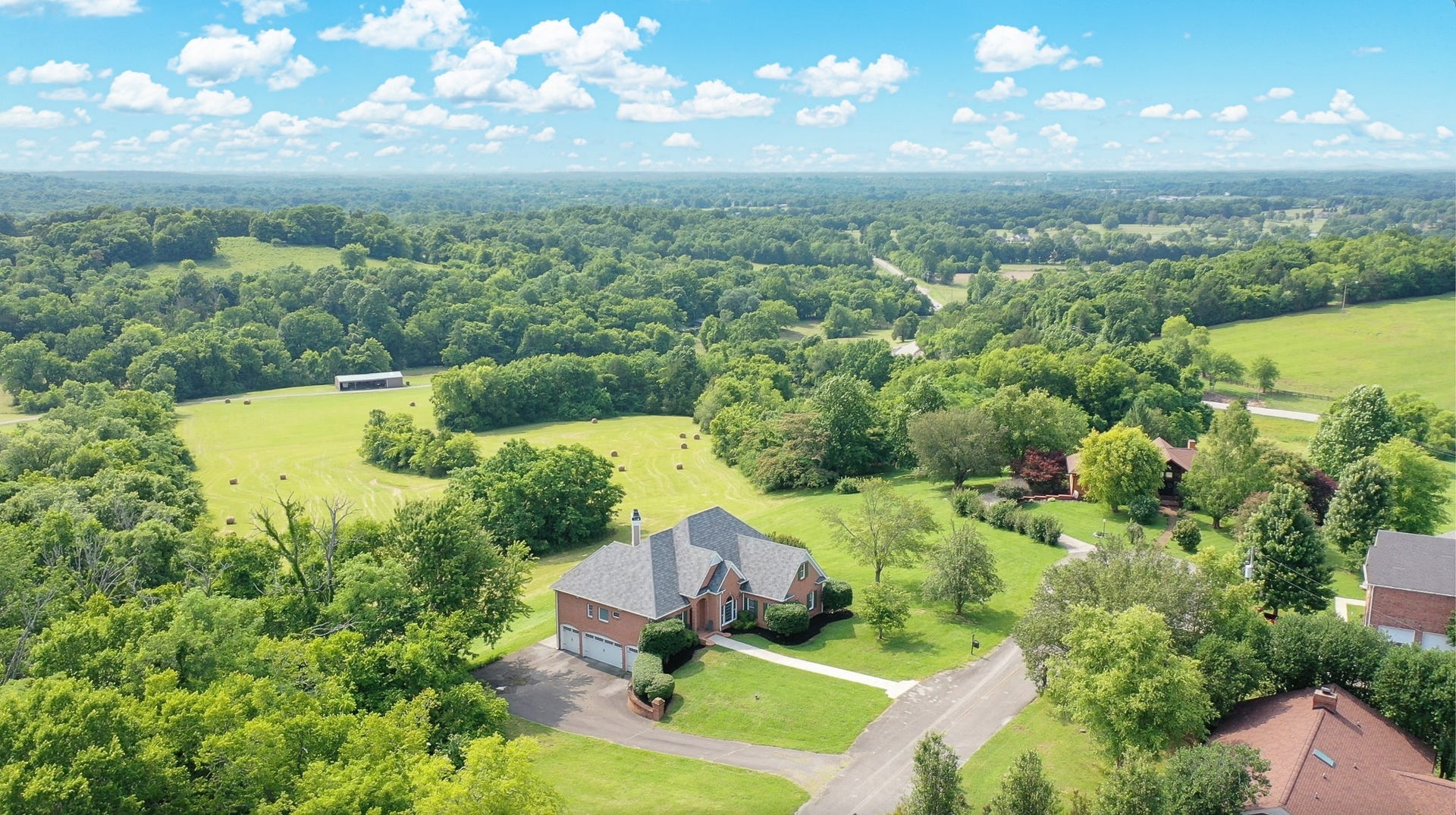 119 Crestland Circle, Shelbyville, TN 37160 119 Crestland Circle, Shelbyville, TN 37160
