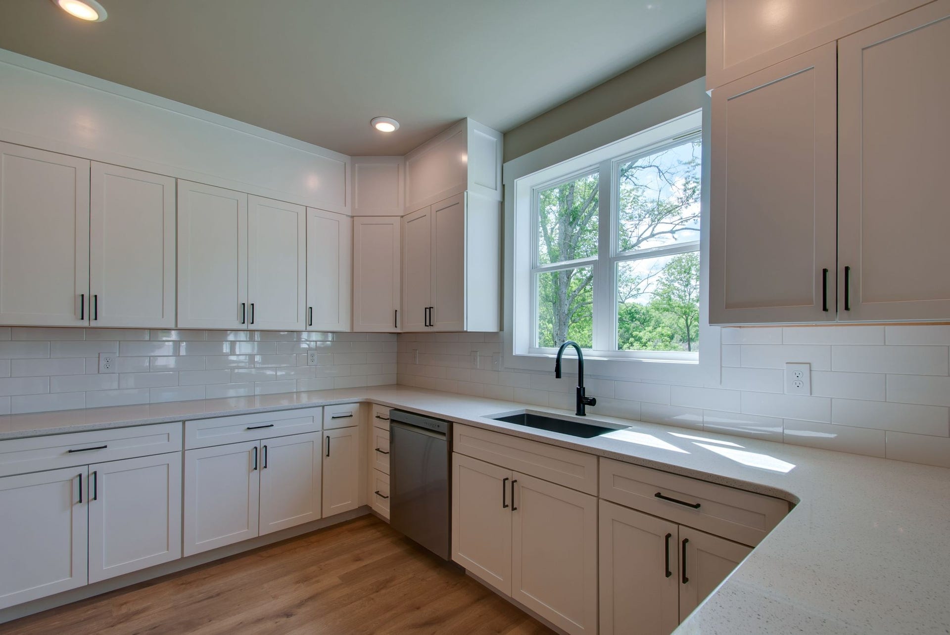 1151 Canaan Rd, Columbia, TN 38401
