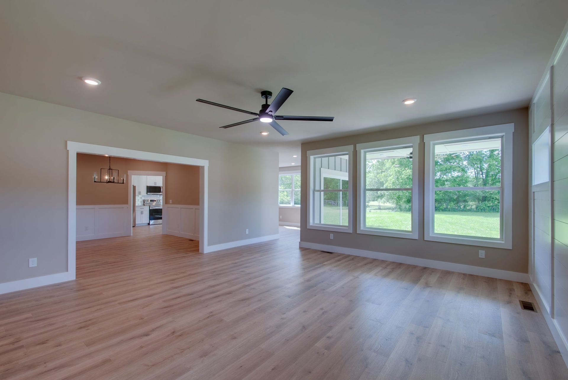 1151 Canaan Rd, Columbia, TN 38401